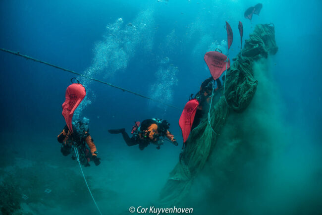 Ghost Diving-Griekenland-verloren visnetten