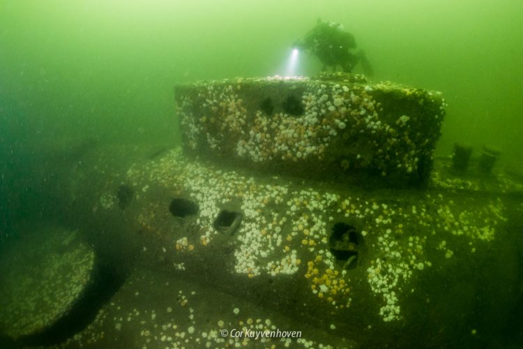 Engelse onderzeeer-HMS E26-eerste wereld oorlog-duiker
