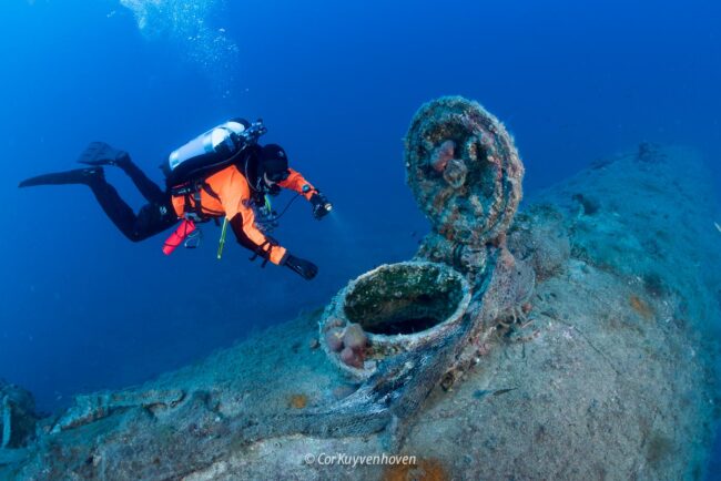 HMS Perseus-N36-ontsnappingsluik-duiker