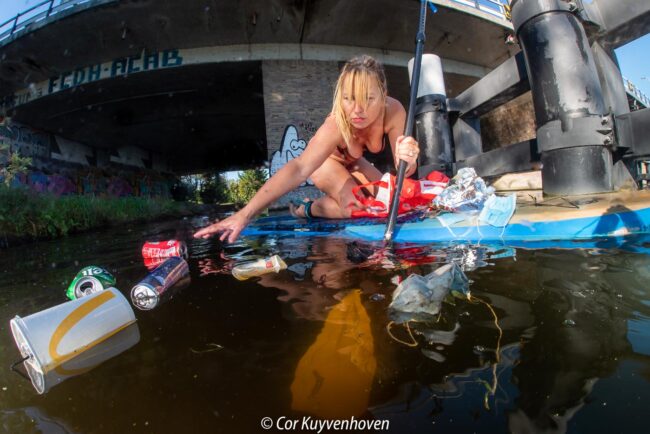 Jet Parlevliet_plastic soup Jet Parlevliet-Lief initiatief-zwerfvuil