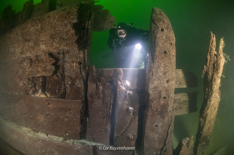 VOC-wrak in het Oostvoornse Meer